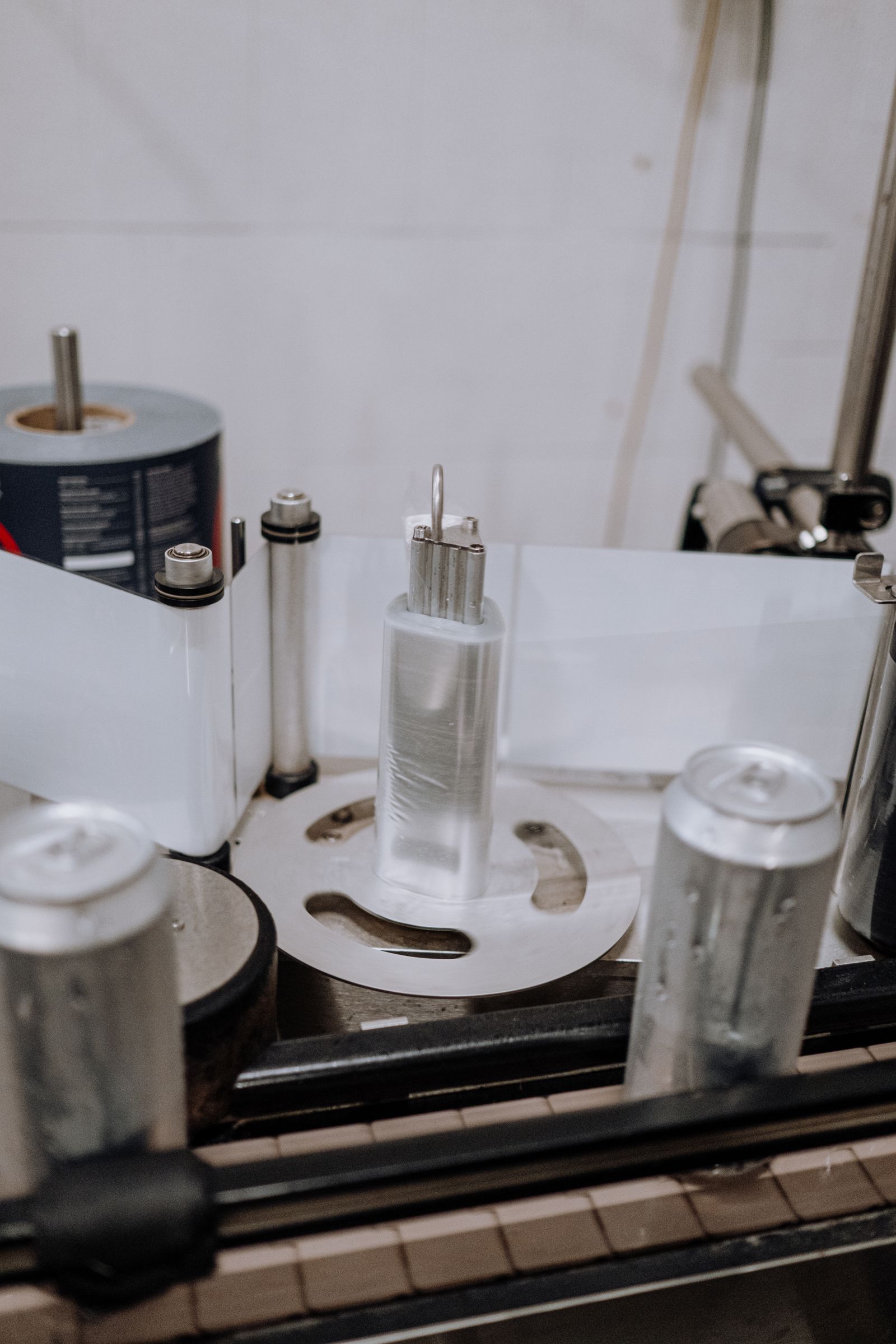 Sistema automatizado de etiquetado industrial